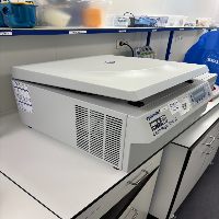 Eppendorf 5810 R Centrifuge image 0